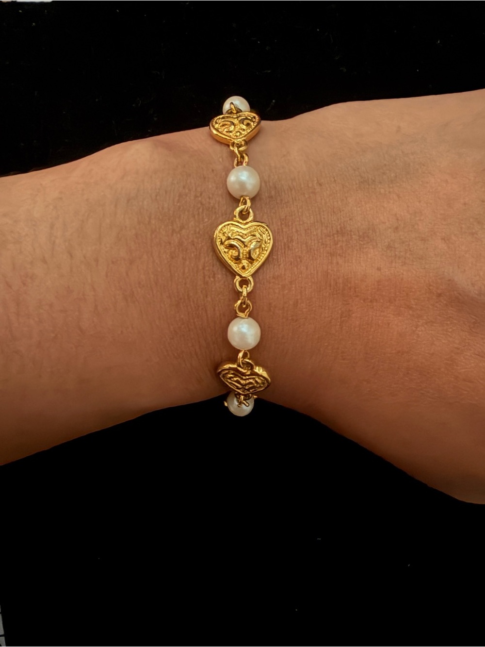 Avon Gold Heart & Pearl Link Bracelet - Women Jewelry - SZ 7